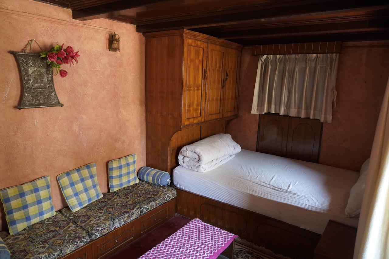 Moonlight Guest House Bhatgoan Exterior foto